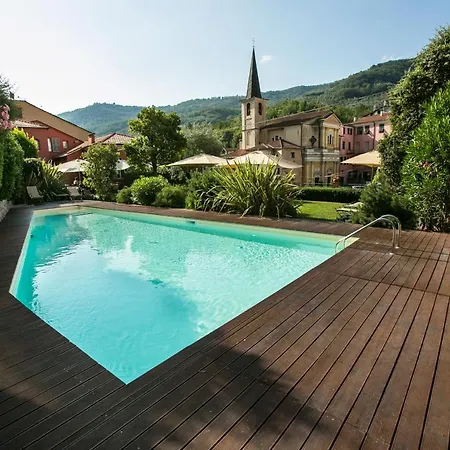 Relais Del Maro Hotel 4*
