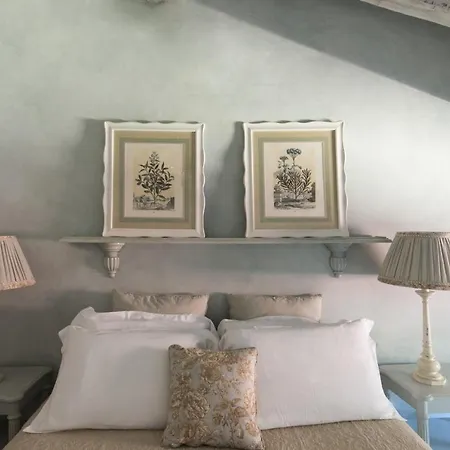 Relais Del Maro Hotel 4*